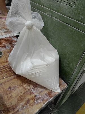 तेजी से इलाज मेलामाइन मोल्डिंग पाउडर कच्चा माल नमक स्प्रे प्रतिरोध एसजीएस: