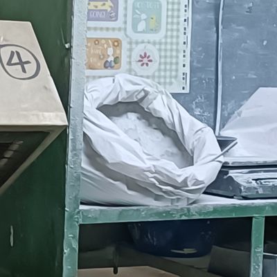 नकली चीनी मिट्टी के बरतन के लिए सफेद क्रिस्टल मेलामाइन ग्लेज़िंग पाउडर रासायनिक ग्रेड