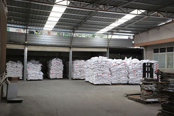 मेलामाइन डिनरवेयर उत्पादन के लिए C3H6N6 शुद्ध मेलामाइन पाउडर