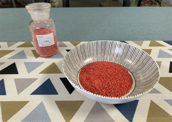 मार्बलिंग लुक मेलामाइन ग्रैन्यूल्स का इस्तेमाल नकली पोसेलेन डिनरवेयर बनाने के लिए किया जाता है