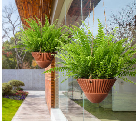 फांसी पर लटकने वाले रस्टिक मिट्टी के बर्तन टूटने के प्रतिरोधी