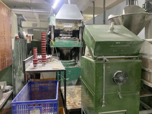 टेबलवेयर कप के लिए प्रीहीटर के साथ मेलामाइन संपीड़न मोल्डिंग मशीन