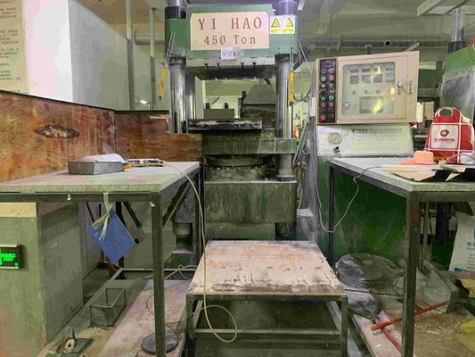 कंप्यूटर नियंत्रित मेलामाइन संपीड़न मोल्डिंग टेबलवेयर मशीन 350t