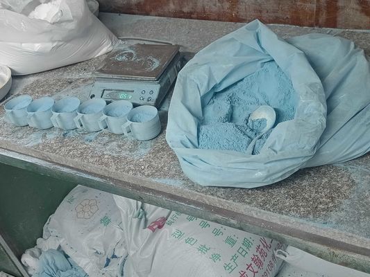 उच्च शुद्धता मेलामाइन मोल्डिंग पाउडर 99.8% टेबलवेयर उत्पादन के लिए अनुकूलित रंग