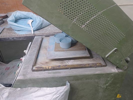 उच्च शुद्धता मेलामाइन मोल्डिंग पाउडर 99.8% टेबलवेयर उत्पादन के लिए अनुकूलित रंग